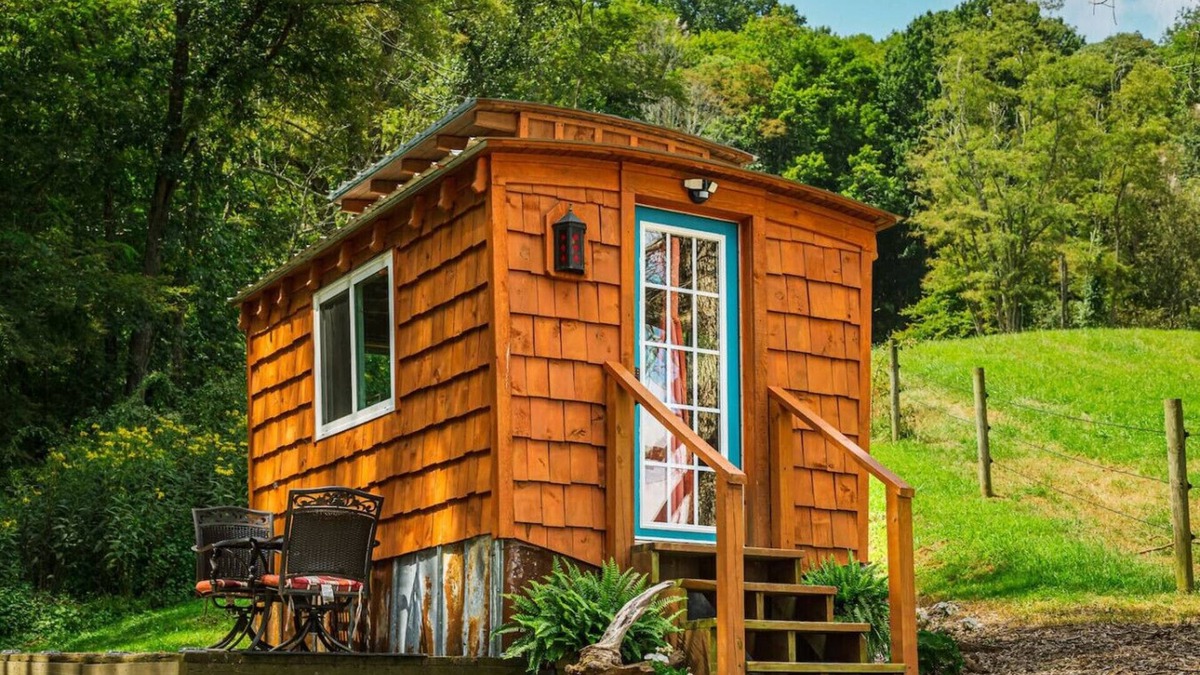 Mouth of Wilson House | Glamping Wagon Tiny Home-Near Grayson Highlands