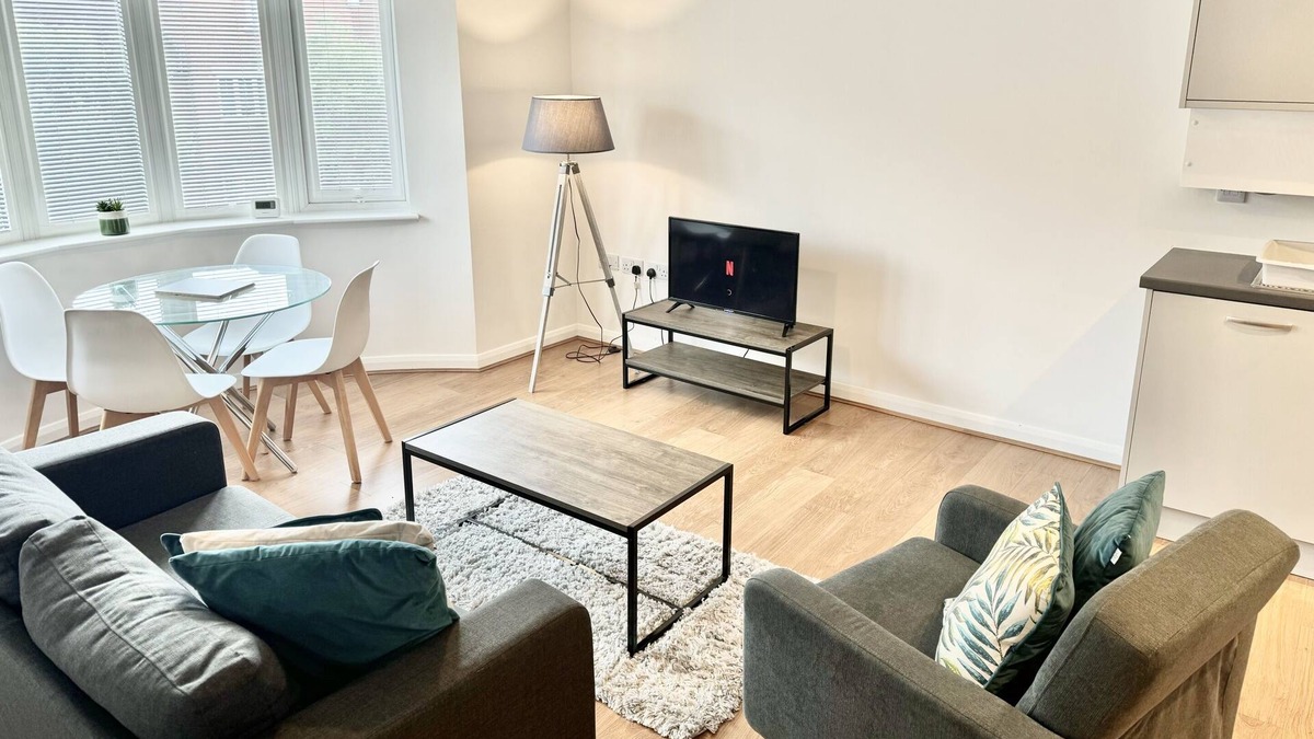 Oxford Apartment | Glanville Road- Apartment 2