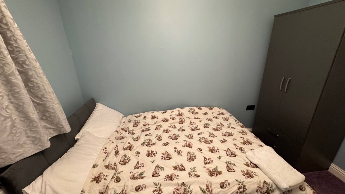 Glasgow House | Glasgow 3 bed Guest House