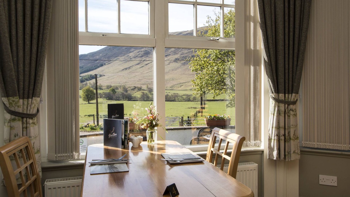 Clova Hotel | Glen Clova Hotel and Lodges
