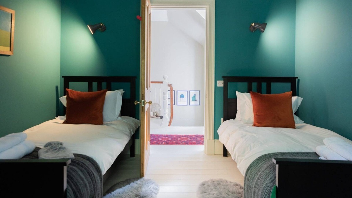 Stonehaven House | Glen Lodge and Abhainn Cottage, fully refurbished in 2018, offers a warm and spacious setting sleeping 6. Ideal for wild swims and outdoor adventures. Sleeping 6 with a wood fired hot tub.