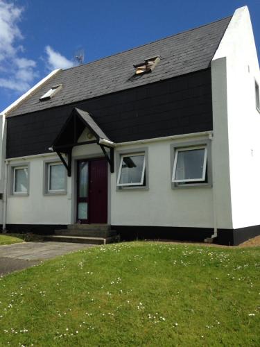 Courtown House | Glenbeg Holiday Homes - Detached House - Wexford Seaside