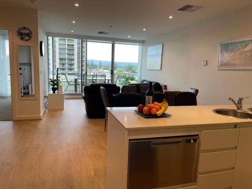 Glenelg Apartment | Glenelg resort style beachside apartment