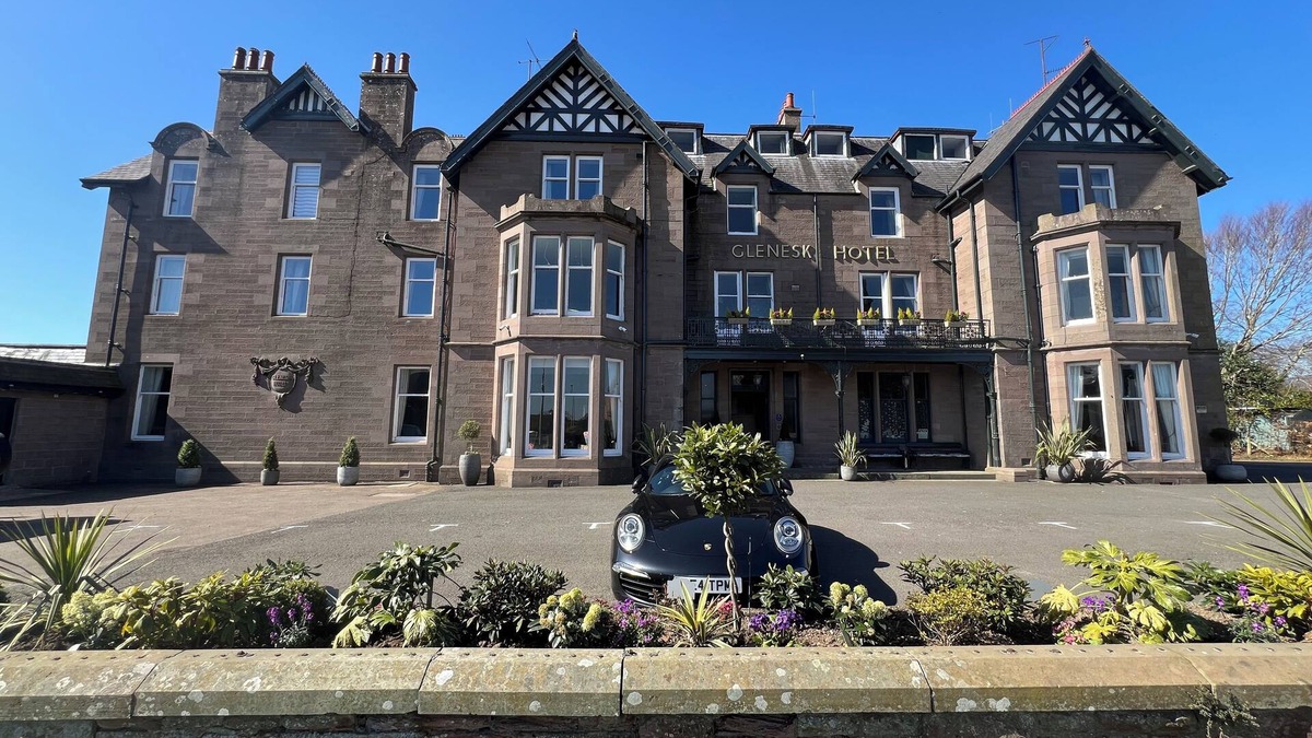 Edzell Hotel | Glenesk