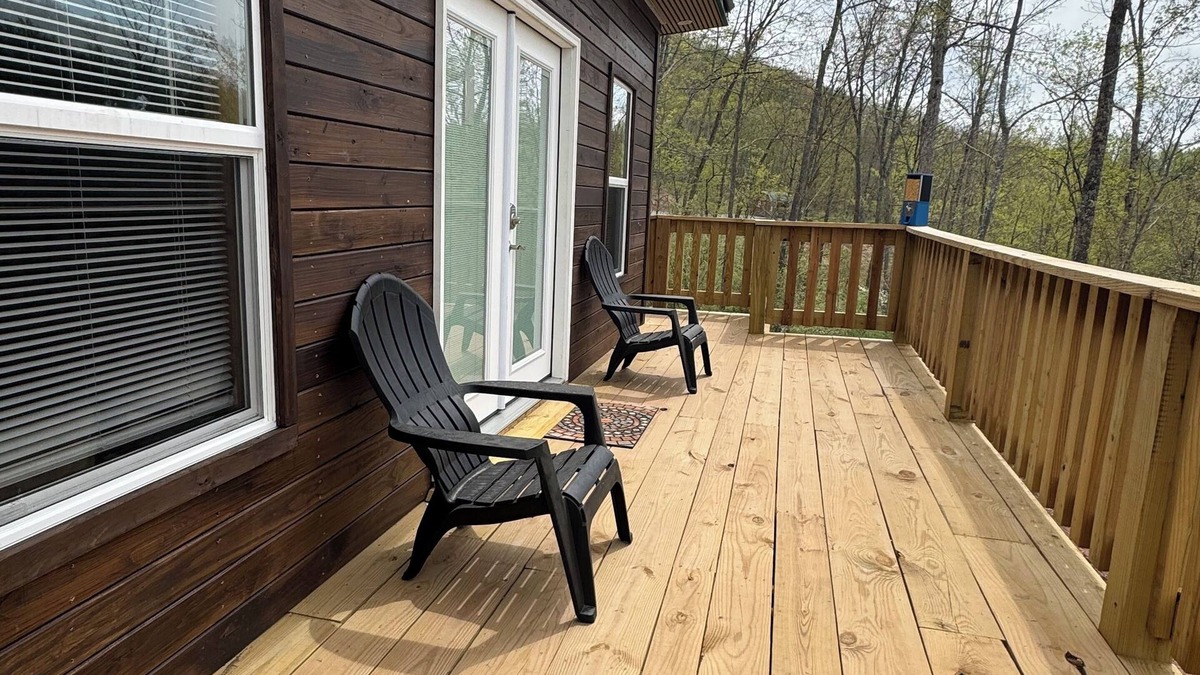 Glenville Cabin | Glenville's Rustic Charm