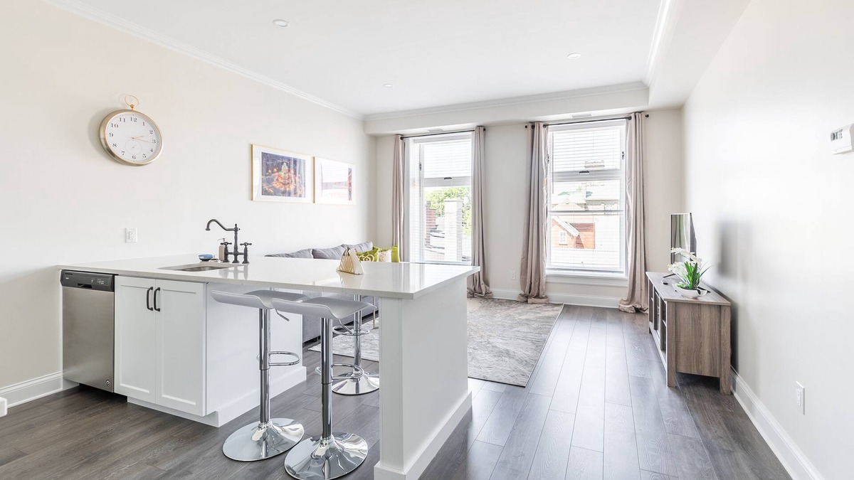 Smiths Falls Apartment | GLOBALSTAY. Iconic Rideau 1Bd Unit. Balcony. Free Parking