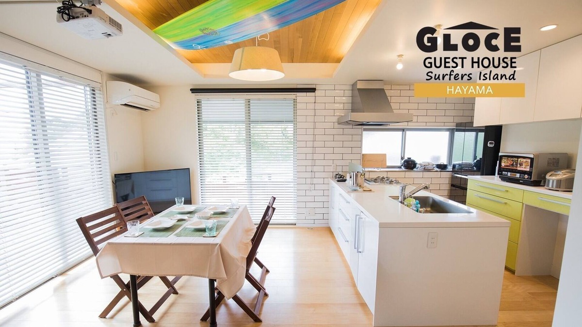 Hayama House | GLOCE Hayama Surfers Log HouseWith MtFuji view - GLOCE Hayama Surfers Log HouseThere is a view of Mt Fuji and the sea from the deck / Miura-gun Kanagawa
