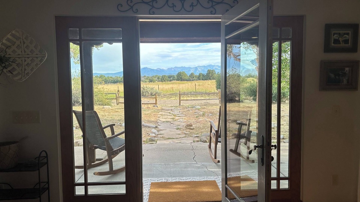 Hesperus House | Glorious Mountain Views at Setting Sun Ranch
