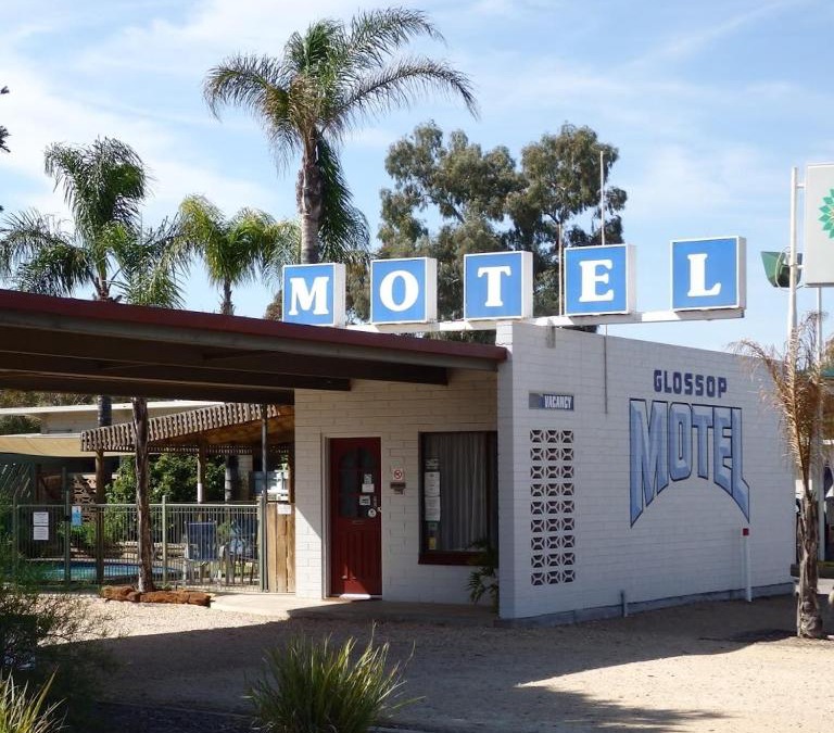 Glossop Hotel | Glossop Motel