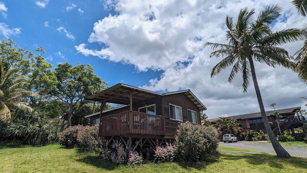 Haliimaile Bed & Breakfast | Gods Peace Of Maui