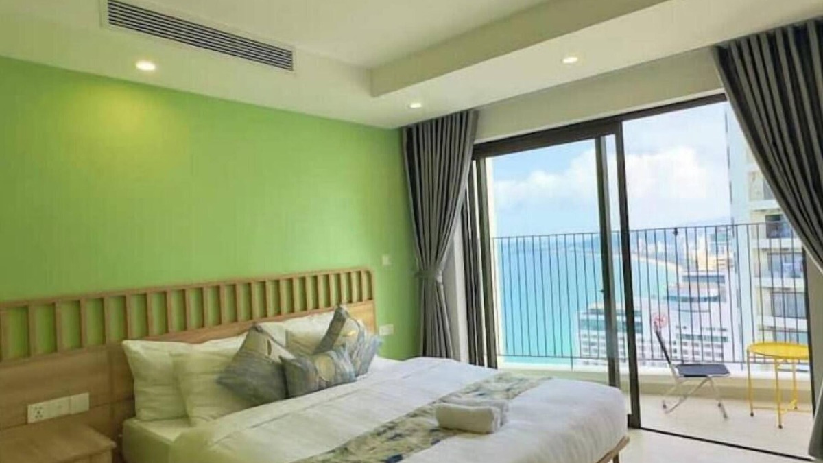 Tran Phu Beach Apartment | GOLD COAST 4 Bedrooms Ocean View