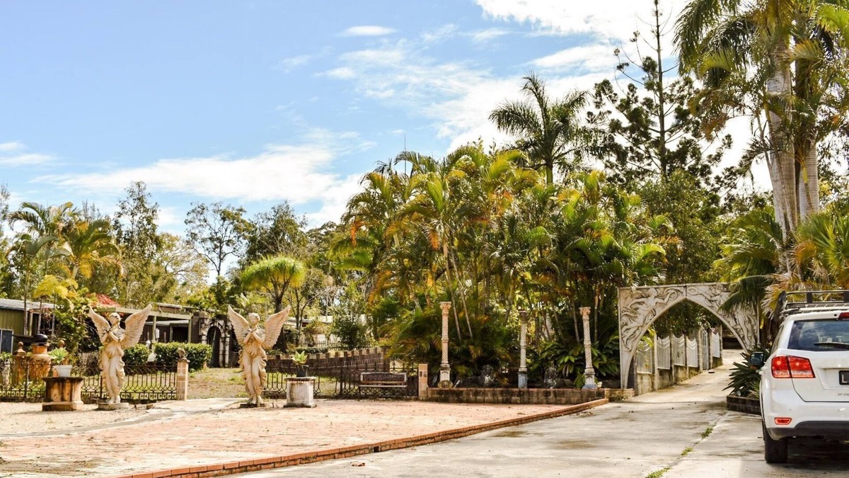 Nerang House | Gold Coast Nerang 99 House