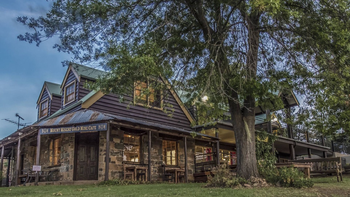 Nundle House | Gold Mine Guesthouse