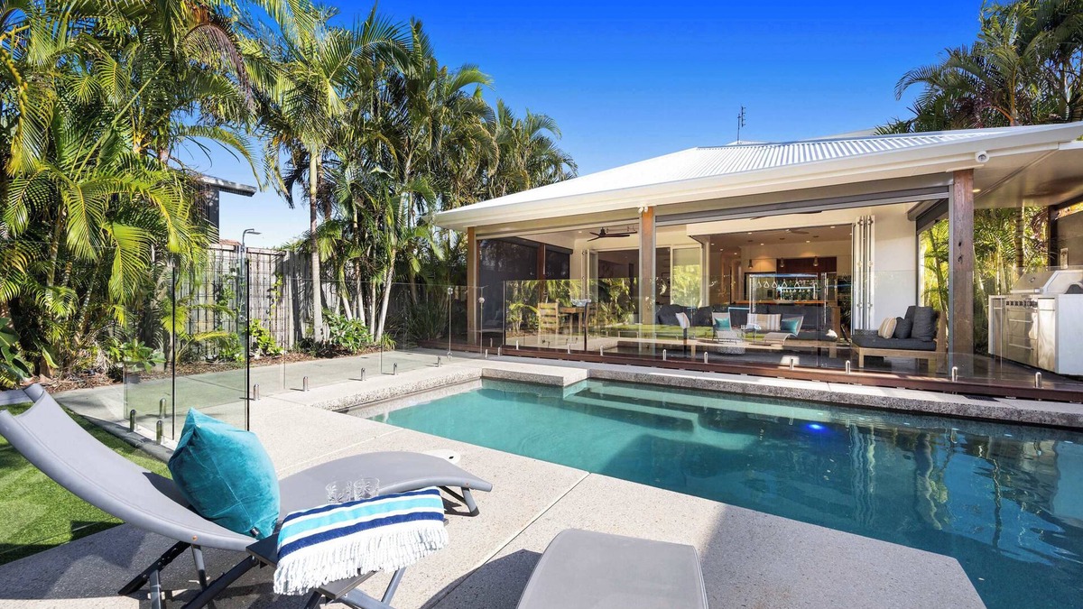 Golden Beach House | Golden Beach Luxury for Families
