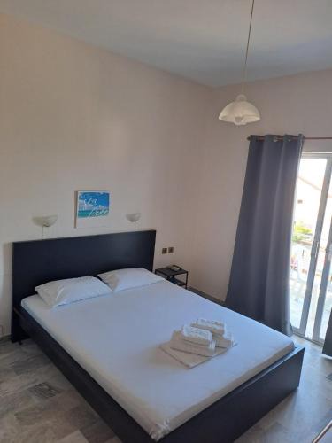 Nea Mesagkala Apartment | Golden Beach Sea View