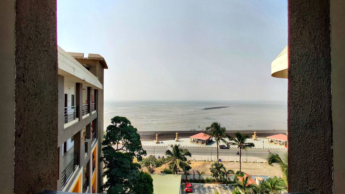 Daman Hotel | Golden Chariot Hotel Daman