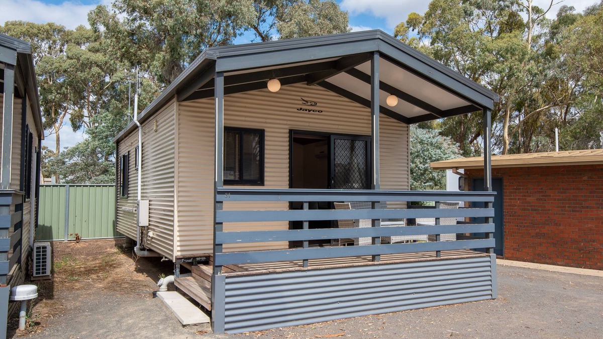 Maryborough Hotel | Golden Country Motel & Caravan Park