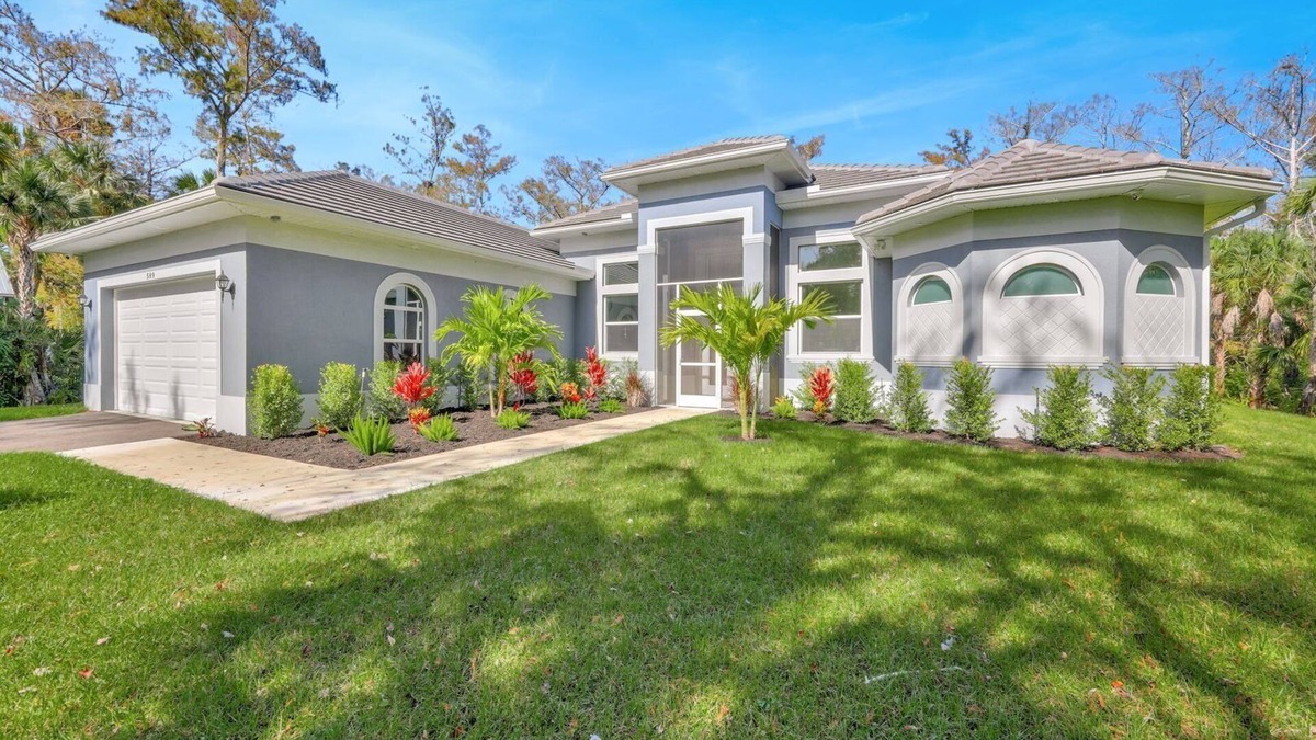 Rural Estates House | Golden Gate Estates - Single Family Home