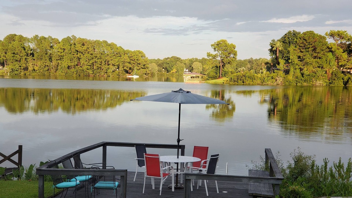 Brunswick House | Golden Isles Lake House