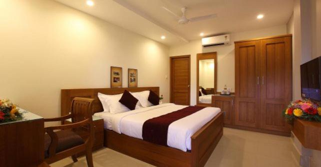 Cherai Hotel | GOLDEN PALACE