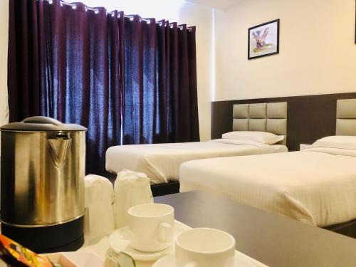 Viluppuram Hotel | Golden Parrk