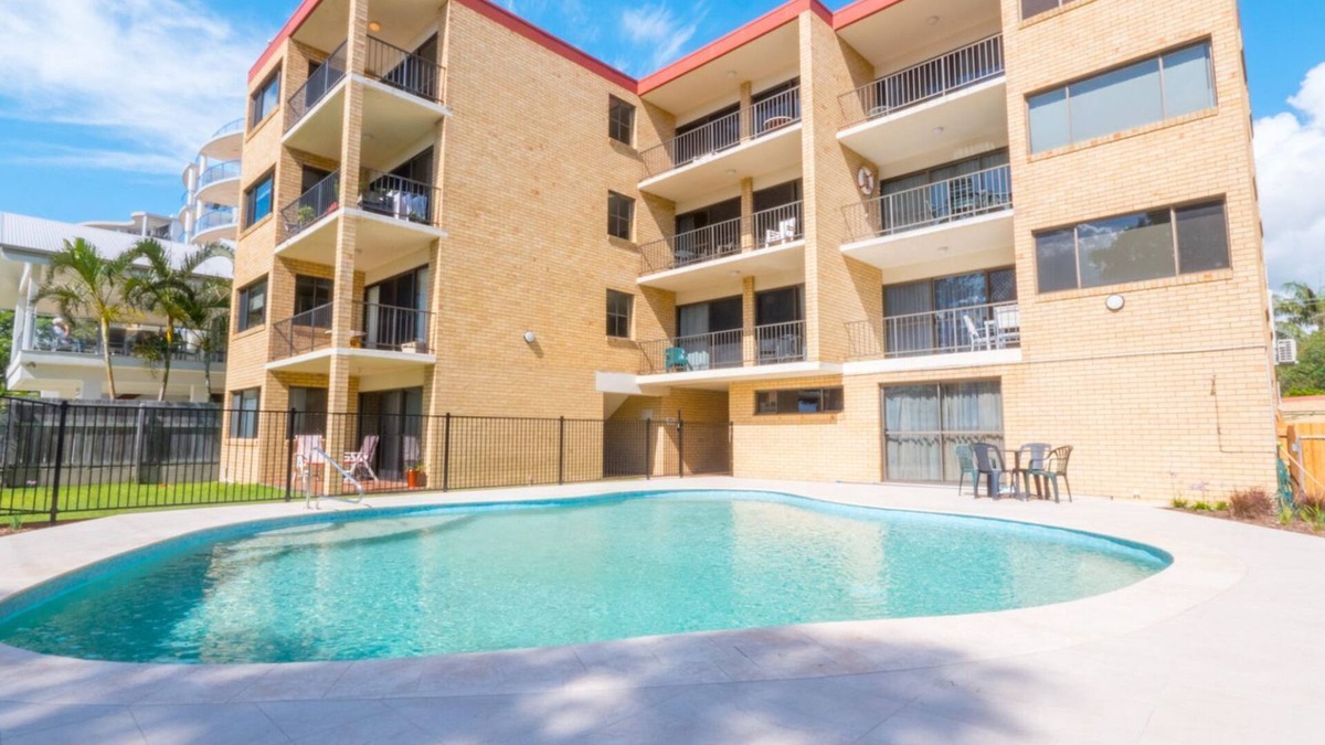 Golden Beach Apartment | Golden Shores Unit 1, 21 Landsborough Parade