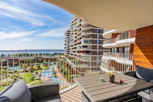 Kucukcekmece Apartment | Golden Stones House Sea And Lake View
