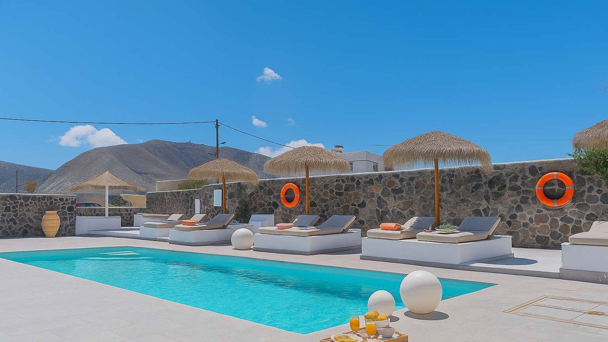 Agia Paraskevi House | Golden Sunrise Suites - Santorini Pool Bliss Suite