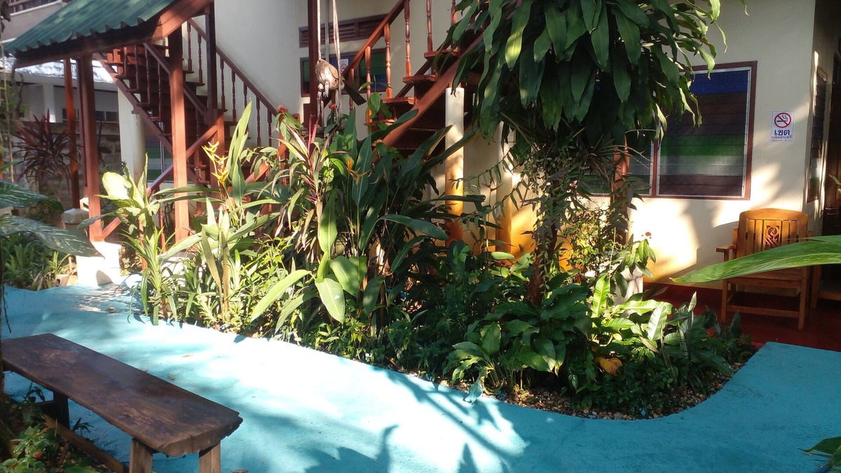 Mae Kon Hotel | Golden Triangle Palace