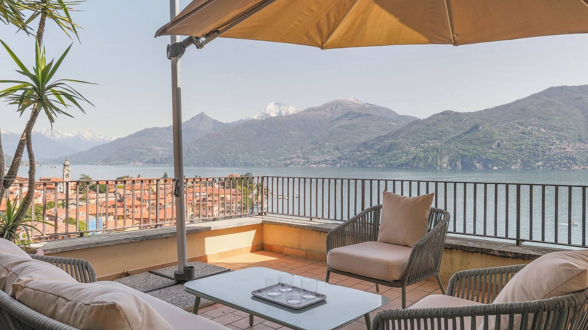 Menaggio Apartment | Golden View