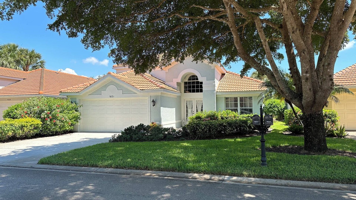 Bonita Springs Villa | GOLF - BEACH CLUB - SPRING RUN GOLF CLUB - SINGLE FAMILY HOME n2 BR + 2 DENnnnn