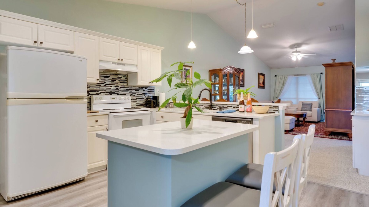 Alachua House | Golf Course Community Home Near Springs & Swimming