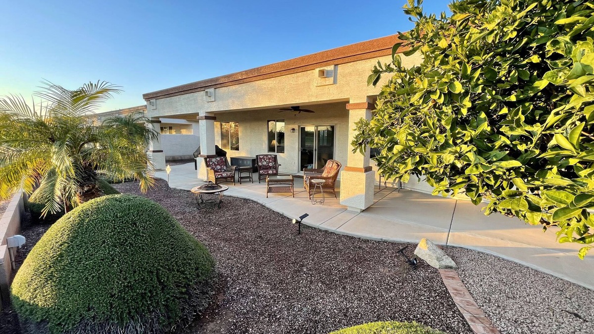 Springfield Lakes House | Golf Course property with Mountain View