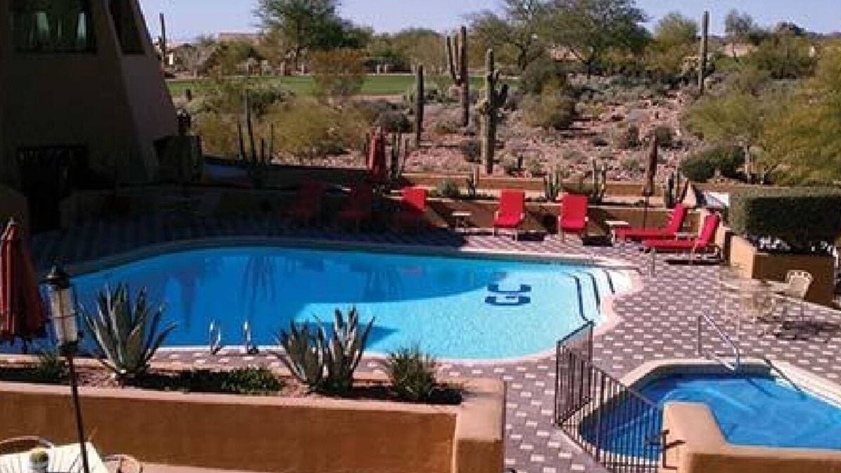 Gold Canyon Resort | Golf course resort style condo