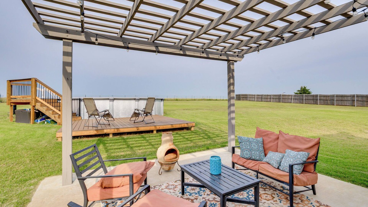Edmond House | Golf, Swim, Relax: Oklahoma Ranchland Retreat