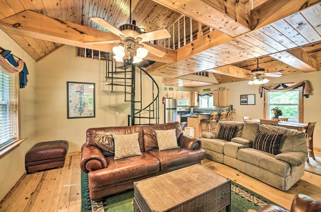 Guntersville House | Golfers Retreat - Cabin in Resort