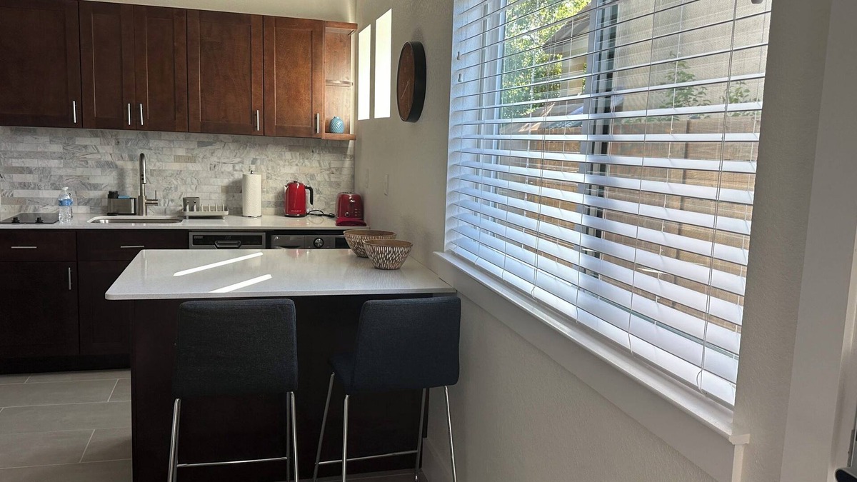 Apache Shores Apartment | Good Vibes & Great Energy House