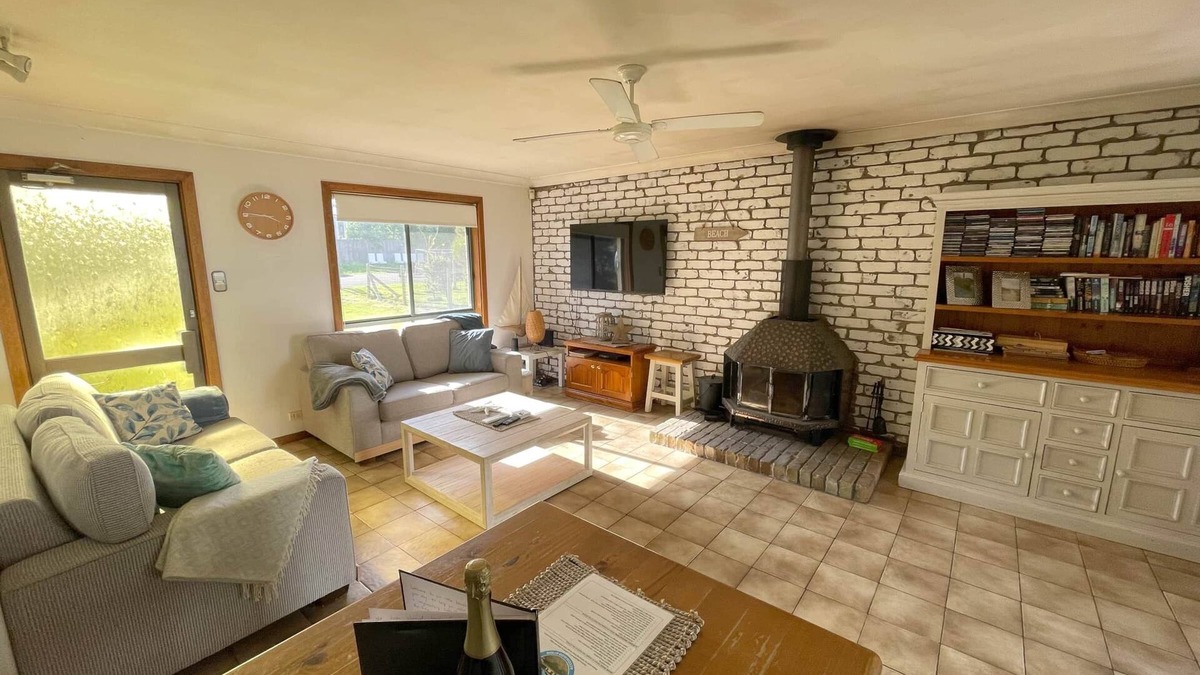 Goolwa Beach House | Goolwa Beachfront: Pet Friendly, Fireplace, WiFi, Sand Dunes, The best location in Goolwa Beach