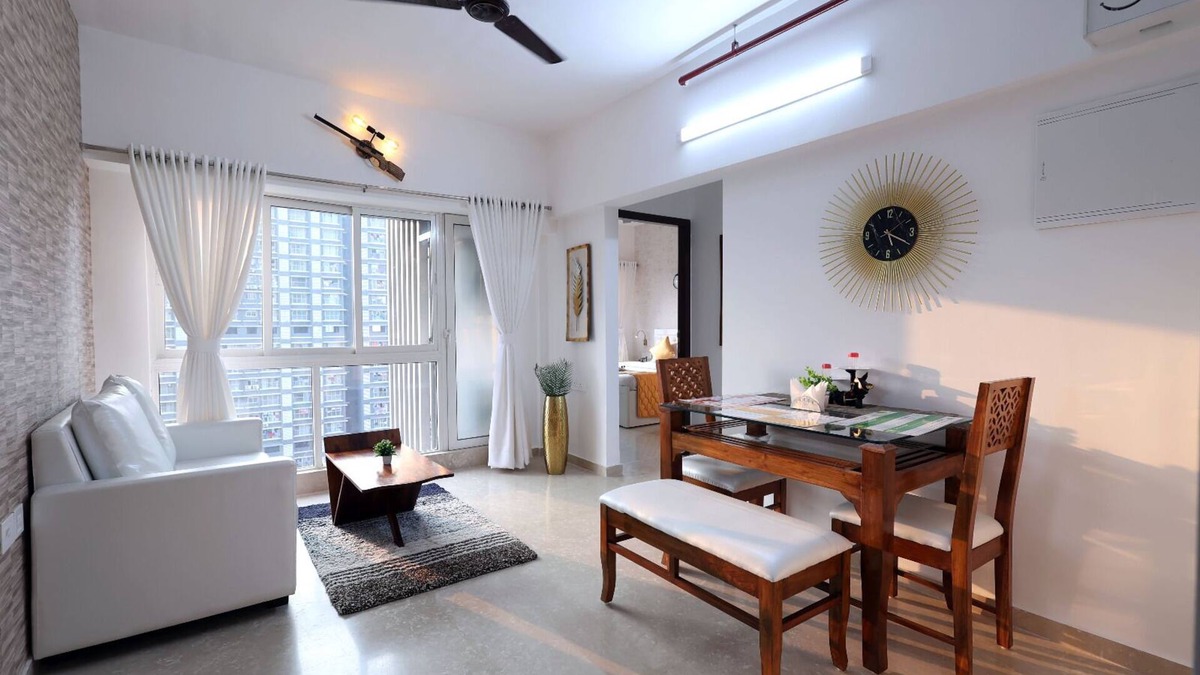 Malad East Apartment | Goregaon Exhibition 2 BHK- Perfect Business Stay