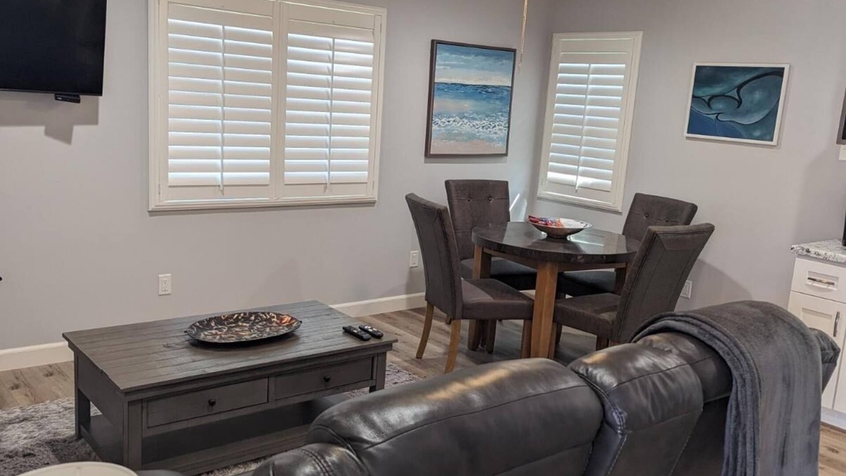 Alpine House | GORGEOUS 1 BED GUEST HOME