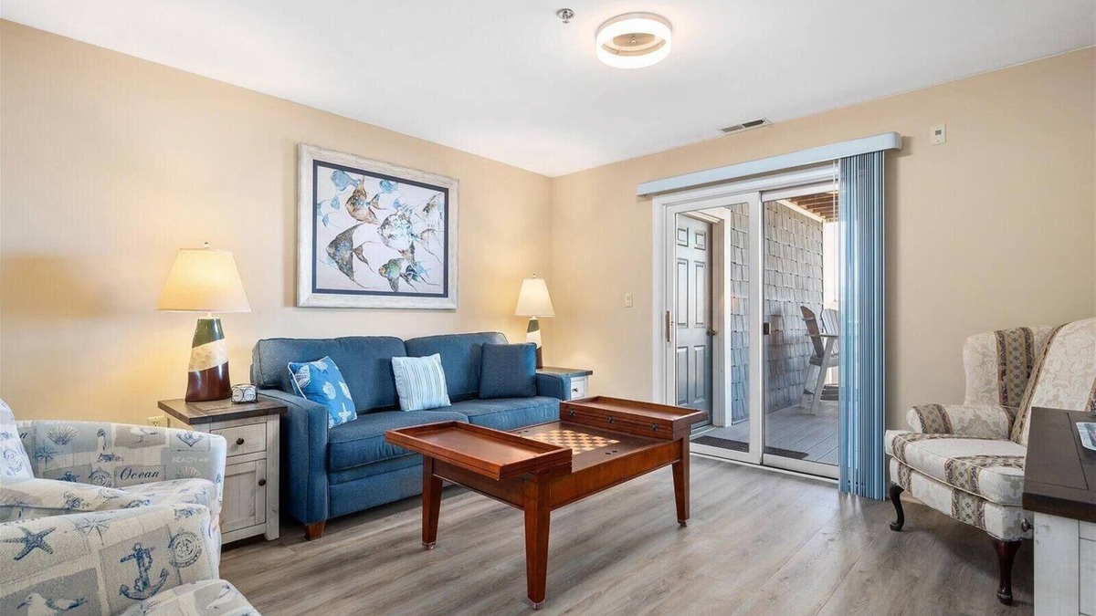 Heron Harbour Isle Condo | Gorgeous 2 bedroom at Harbour Club