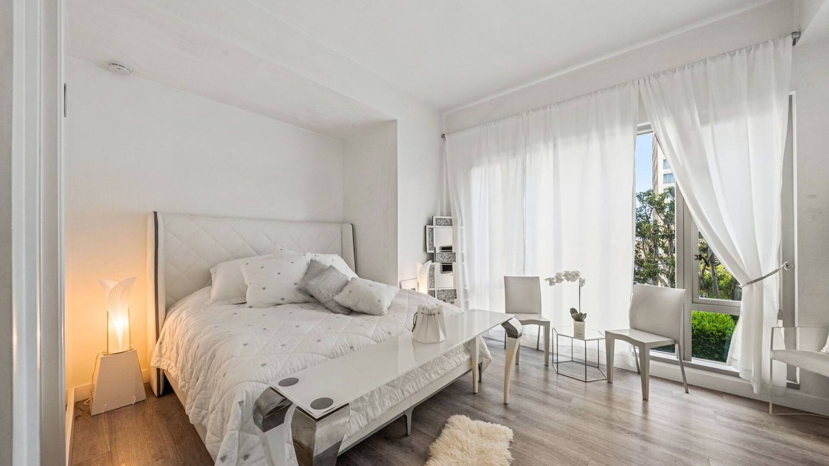 Westwood Apartment | Gorgeous 2BR Apartment in LA.