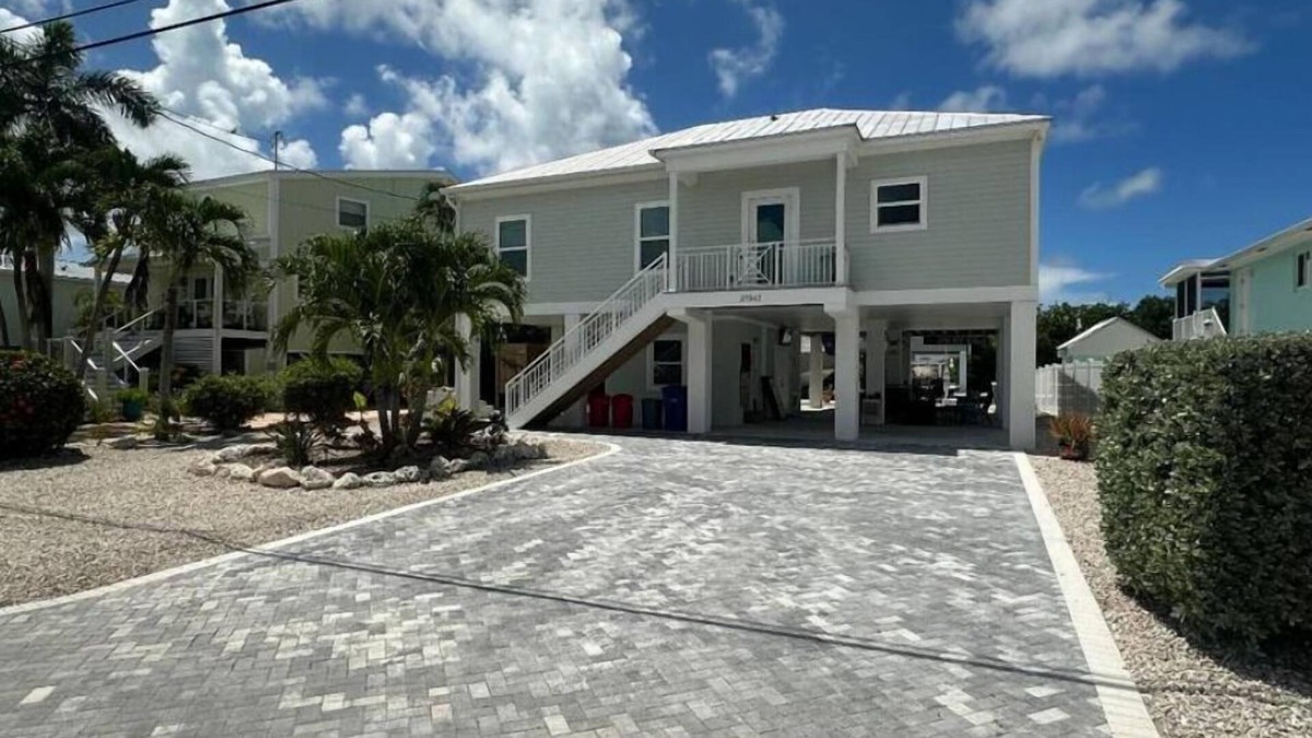Ramrod Key House | Gorgeous 3 Bedroom 2 Bath Canal Front Home With Great Boating
