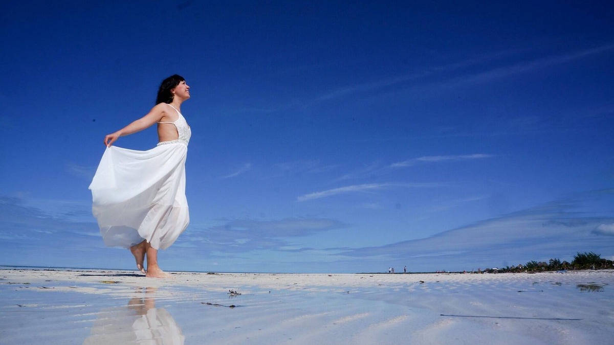 El Cuyo Condo | Gorgeous 3 Br Hacienda del Cuyo ground floor and Penthouse Beachfront, 2 Levels