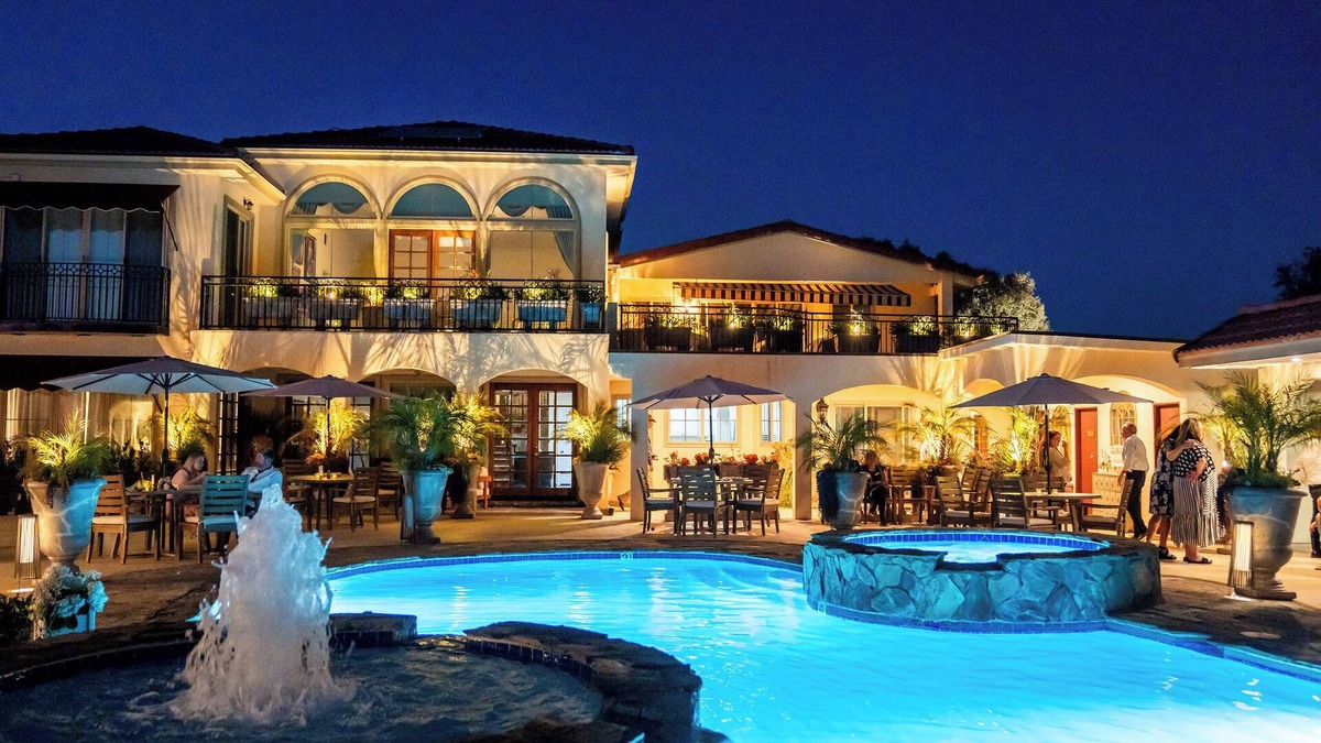 Escondido House | Gorgeous 37 acre private estate w/pool & pickleball in North San Diego County.