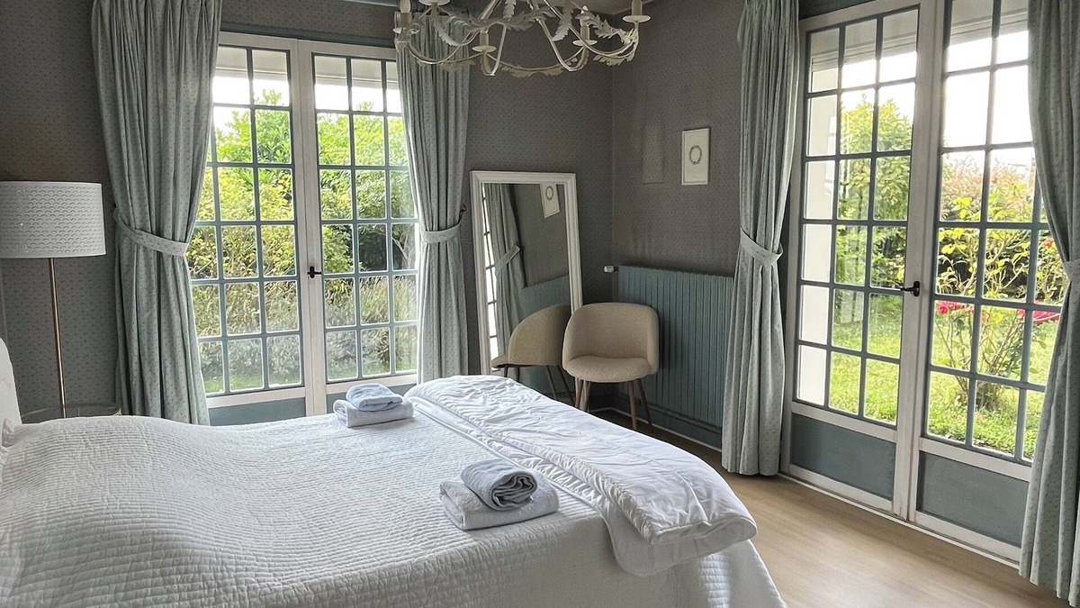 Saint-Florentin Villa | Gorgeous 5-bedroom villa in Saint-Florentin