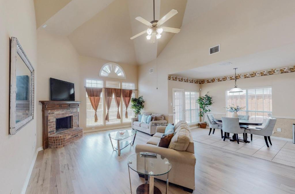 Plano Villa | Gorgeous 6 Bedroom Plano Home