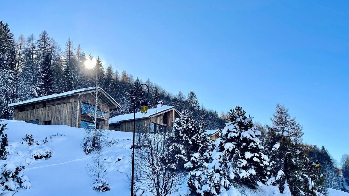 Montalbert Ski Chalet | Gorgeous 6-room chalet, jacuzzi and sauna, near slopes in La Plagne Montalbert