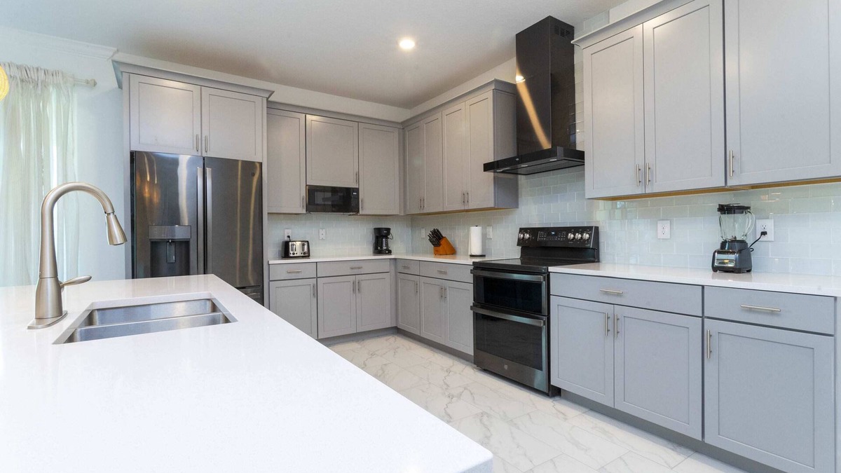 Melbourne Beach House | Gorgeous 8B 7BA Melbournbeach w Pool Dock Beach