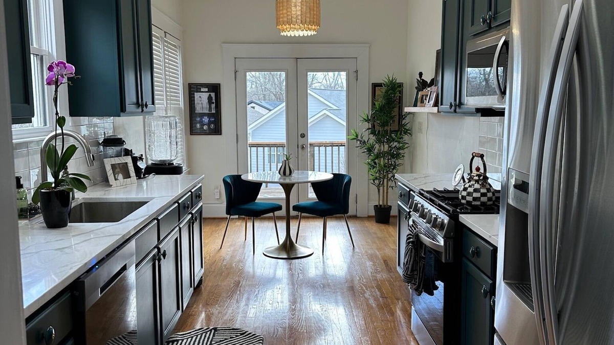 East Atlanta House | Gorgeous and spacious 4 bedroom plus office in East Atlanta Village!